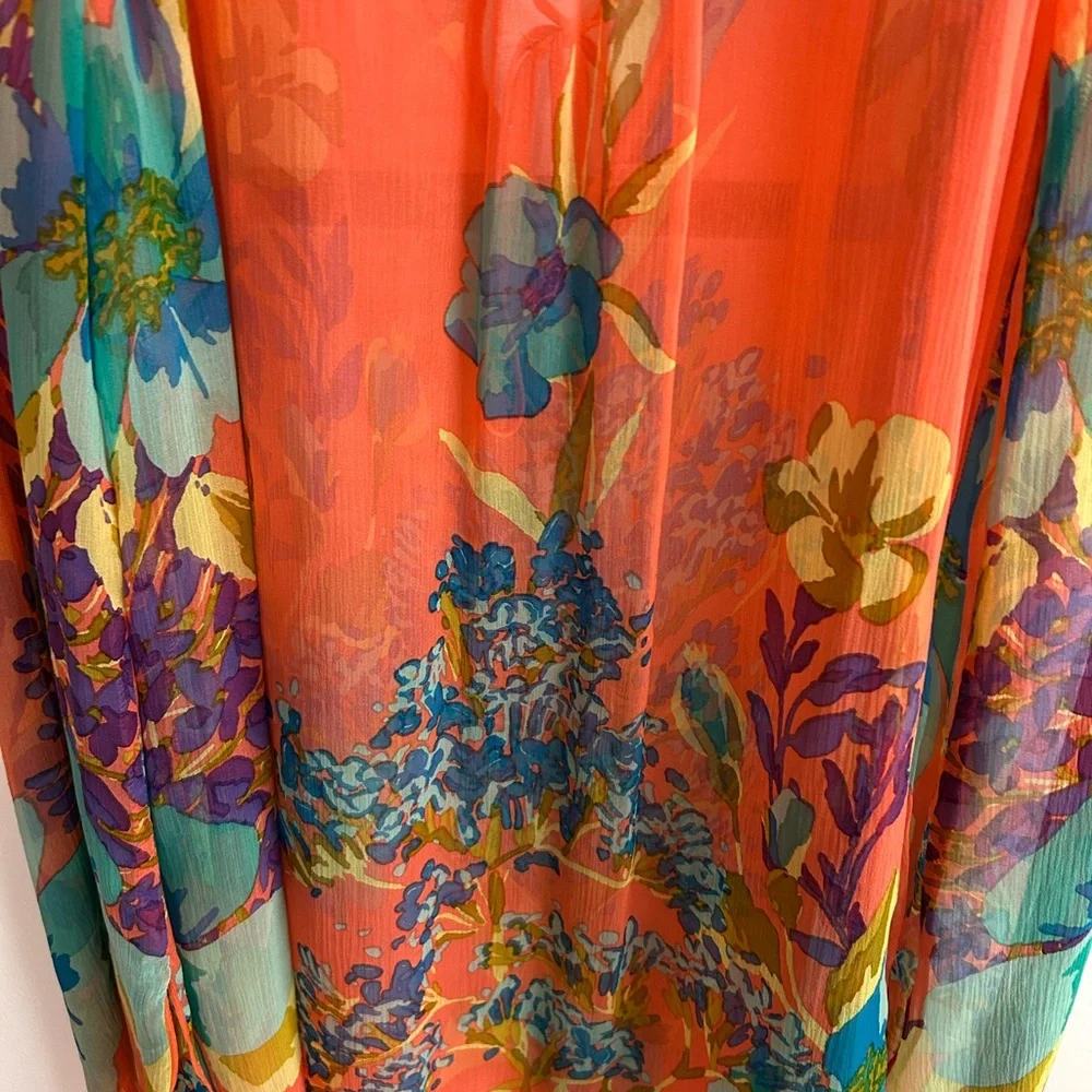 HALE BOB 100% Silk Top
Size S Like New
5 Star Seller ***** - Picture 4 of 9